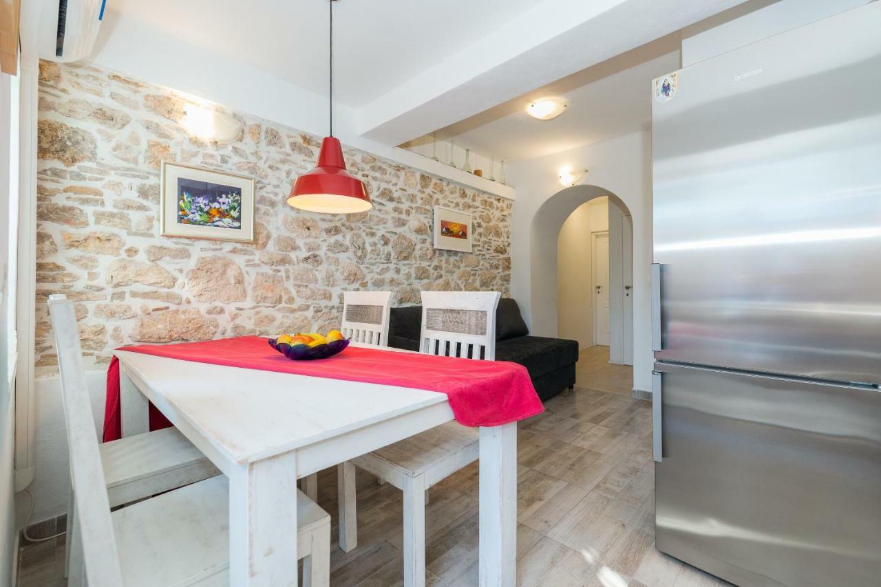 Valentino Apartman